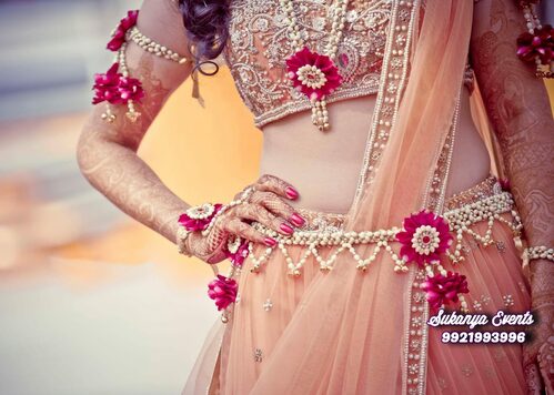 Fresh Flower Jewellery For Bride For Wedding