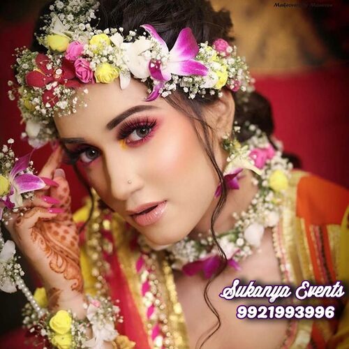 Buy Flower Jewellery for Haldi and Mehendi from Floral Jewelry Store
