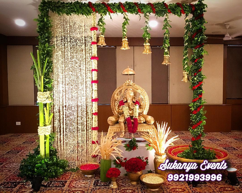 Mayur Maru Home Ganpati Picture 2014. View more pictures and videos of Ganpati  Decoration at… | Home flower decor, Ganpati decoration design, Decoration  for ganpati